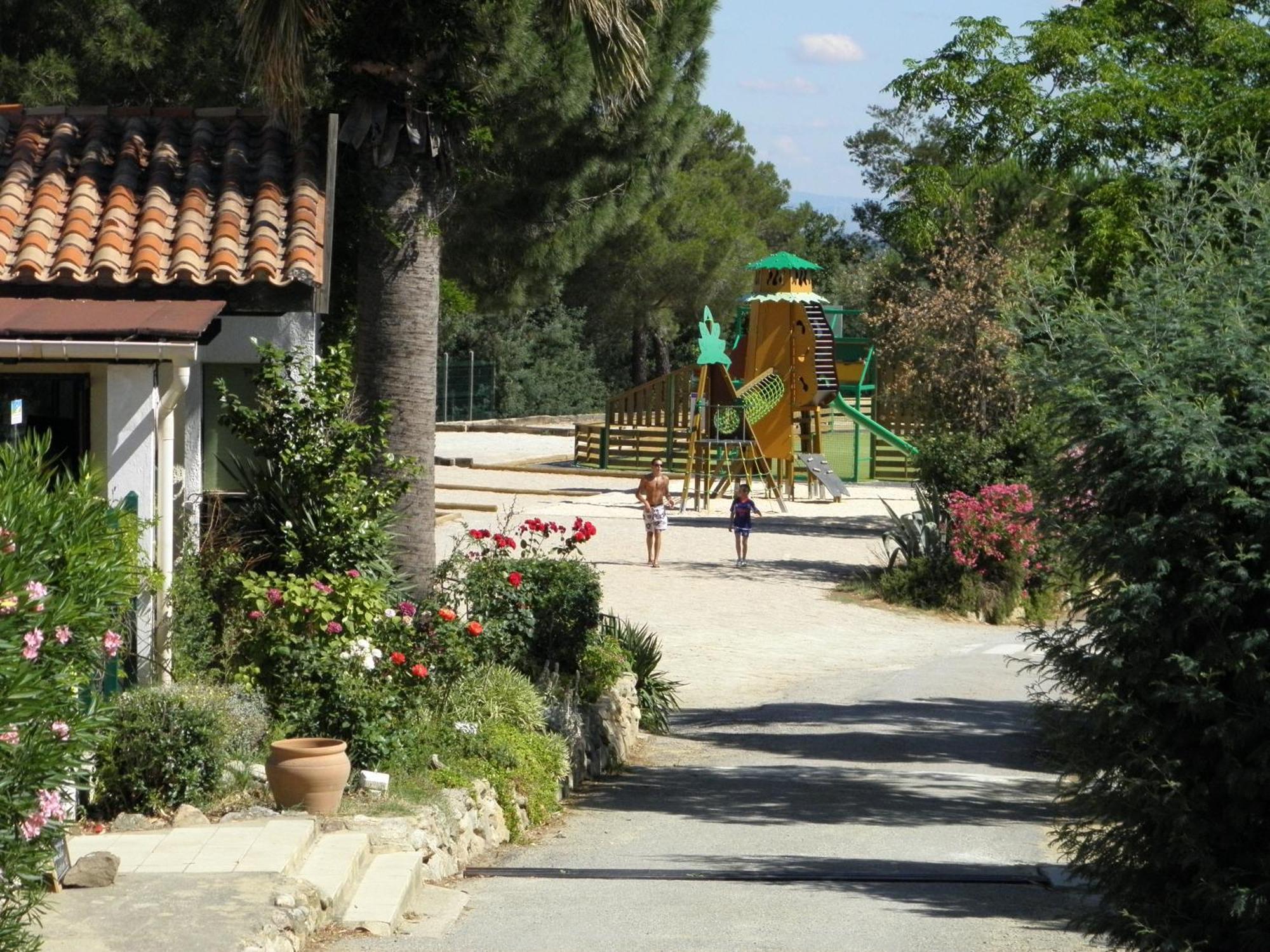 Camping des Alberes Laroque-des-Albères Extérieur photo