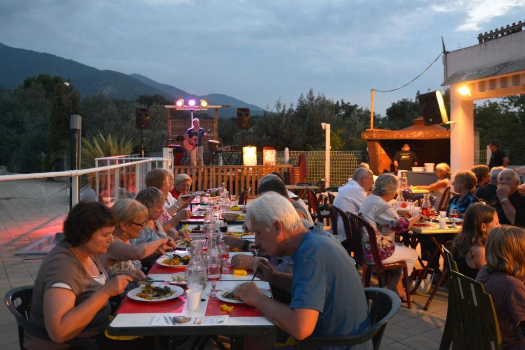 Camping des Alberes Laroque-des-Albères Extérieur photo